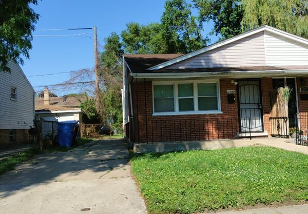 11540 S PEORIA ST