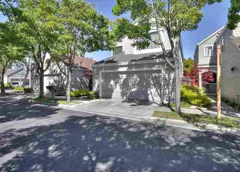 6 MILLINGTON CT