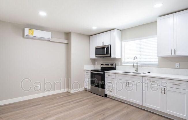 1 bed, 1 bath, 500 sqft, $2,195