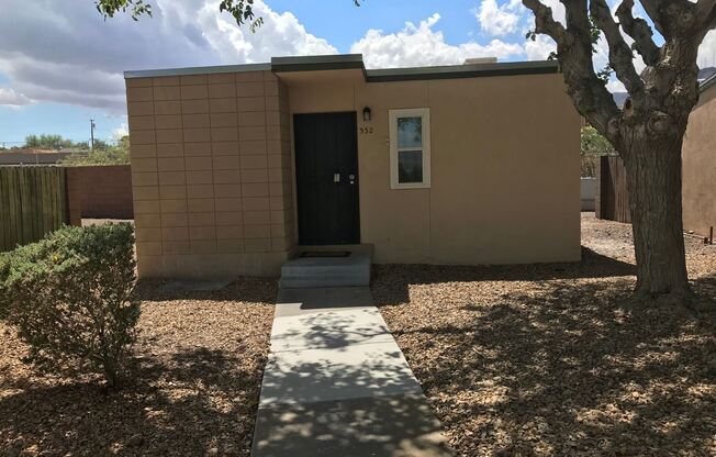 332 E. Van Wagenen Street