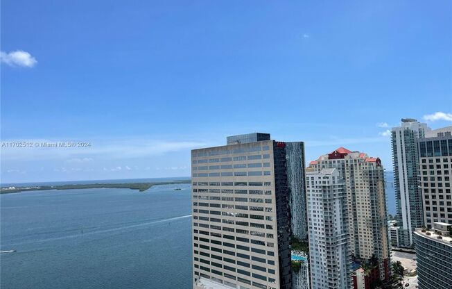 2 beds, 2 baths, 986 sqft, $4,500, Unit 950 Brickell Bay Dr # 32-07 (A11702512)