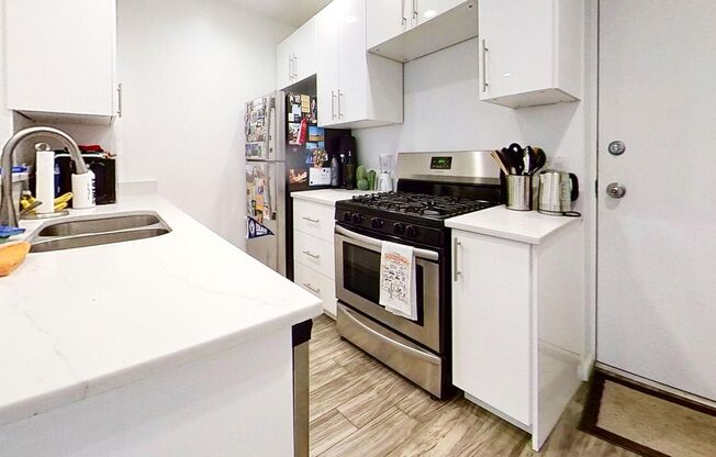 1 bed, 1 bath, 875 sqft, $2,550, Unit 1335 3A