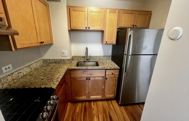 715 TREMONT