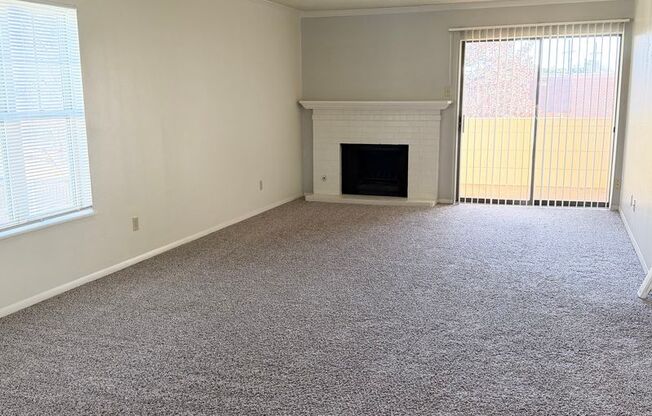 2 beds, 2 baths, 1,202 sqft, $905, Unit 3303