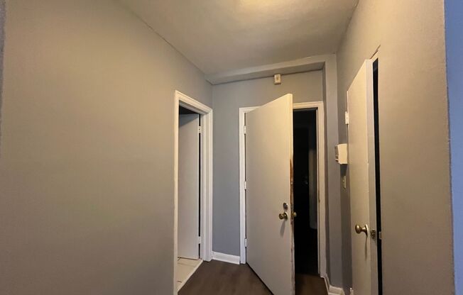 1 bed, 1 bath, $895, Unit 317