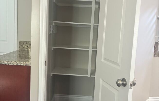 2 beds, 1.5 baths, 840 sqft, $2,650, Unit 105