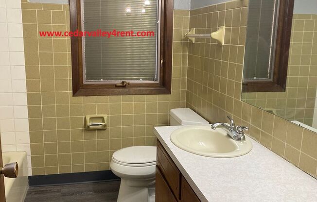 3 beds, 1 bath, $1,200