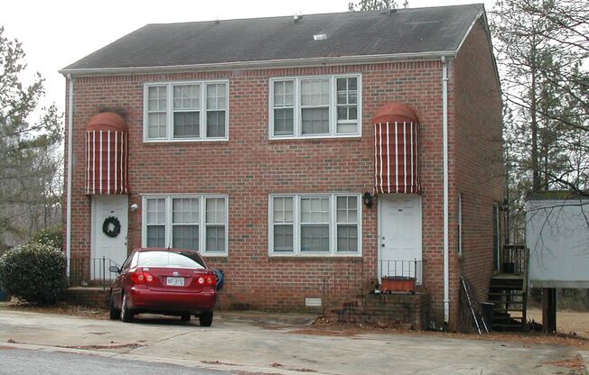 SLEEPY CREEK DR - 270/272