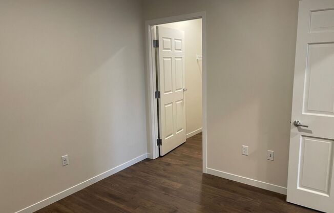 2 beds, 2 baths, 1,160 sqft, $1,650, Unit 107