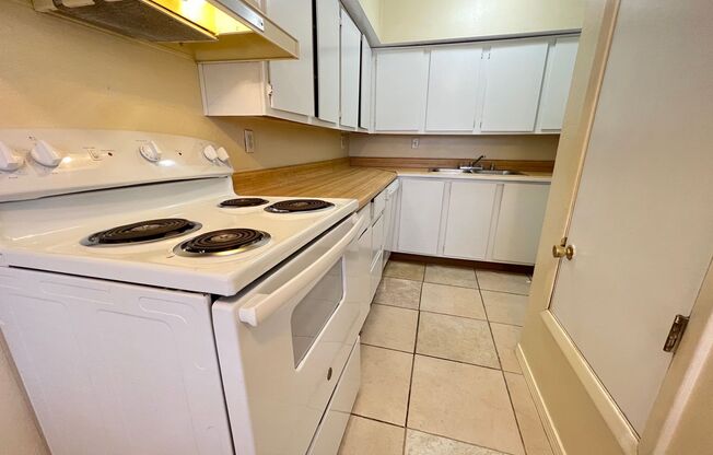 1 bed, 1 bath, 700 sqft, $900, Unit Unit 35