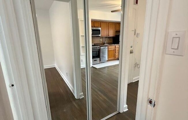 1 bed, 1 bath, $1,425, Unit #A301