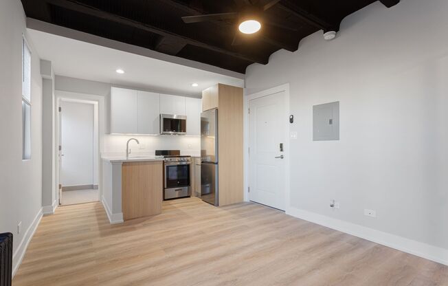 Studio, 1 bath, 250 sqft, $1,455, Unit 6B