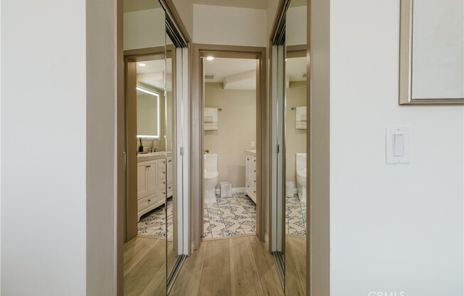 1 bed, 2 baths, 912 sqft, $3,600, Unit 1008