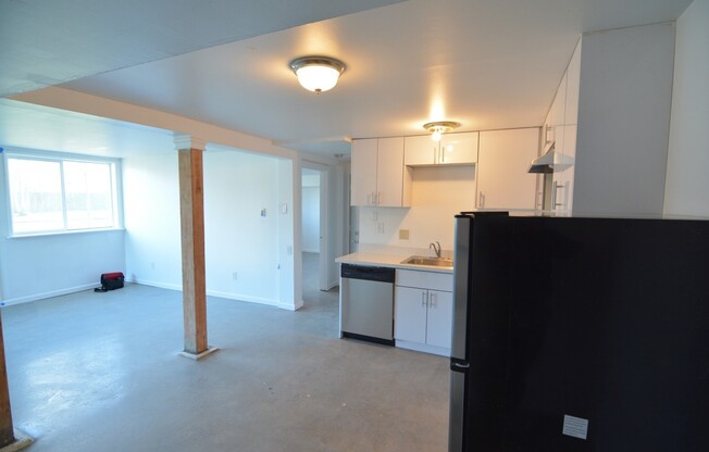 1 bed, 1 bath, 550 sqft, $1,195, Unit 13