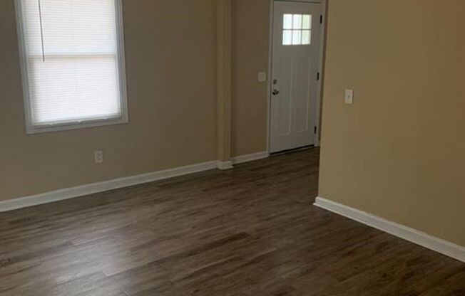 3 beds, 1 bath, $1,200