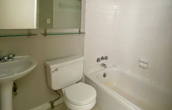 1 bed, 1 bath, 550 sqft, $1,513, Unit 963-307