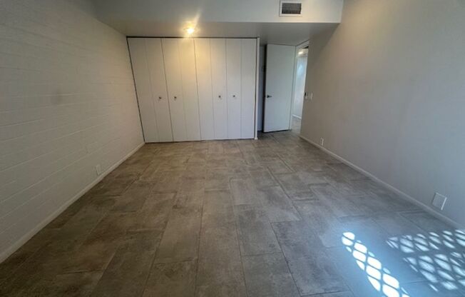 2 beds, 1 bath, $1,995