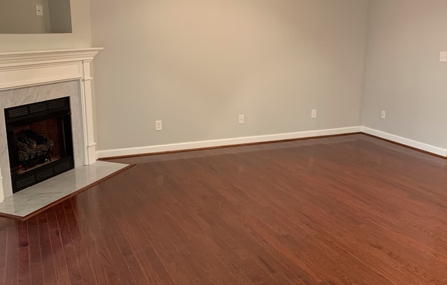 Amazing Large Townhome in Brier Creek