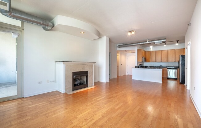 909 W WASHINGTON BLVD