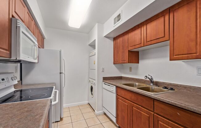 1 bed, 1 bath, 736 sqft, $1,500, Unit 2084