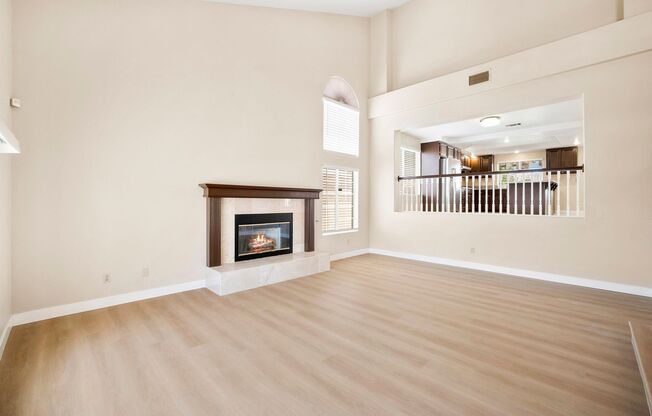 GORGEOUS SOUTHWEST LUXURY ON A CORNER LOT!