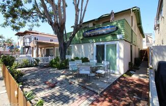 822 Island Ct