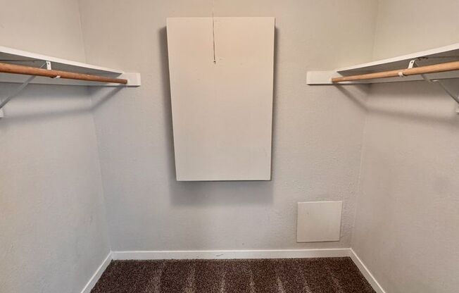 1 bed, 1 bath, 650 sqft, $1,125, Unit 7