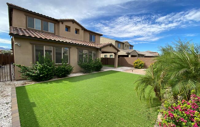 4 beds, 3 baths, $2,899