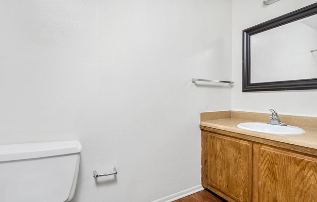 1 bed, 1 bath, 750 sqft, $595, Unit 612