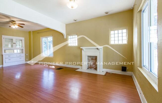 Quaint Home with Fenced Back Yard and 1 Car Garage