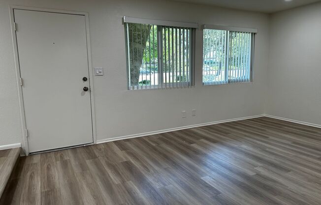 Remodeled Canyon Crest Condo for Rent.