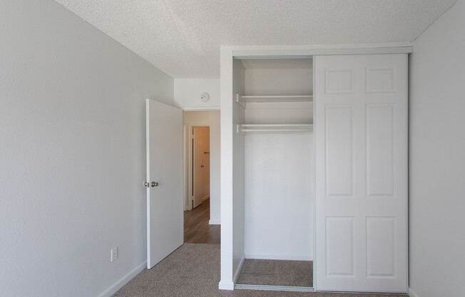 3 beds, 2 baths, 1,186 sqft, $3,195, Unit F-08