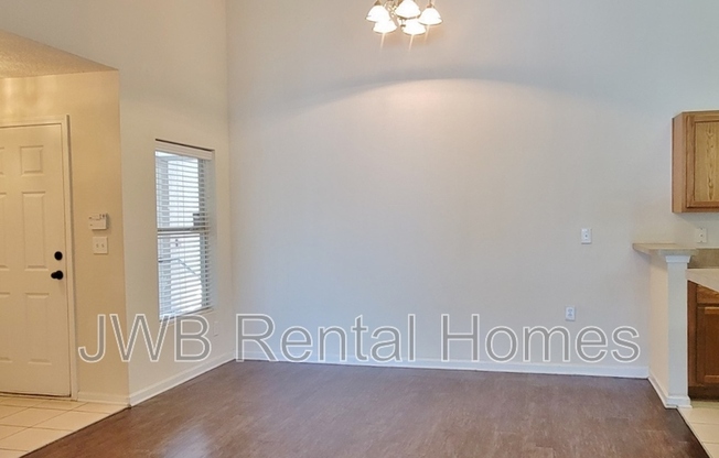 5100 PLAYPEN DR