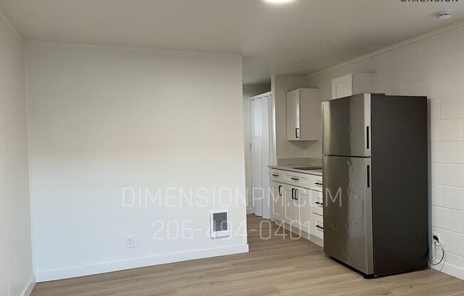 Studio, 1 bath, 209 sqft, $575, Unit Unit 033
