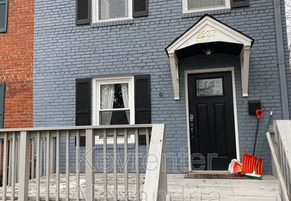 2237 ARLINGTON TERRACE
