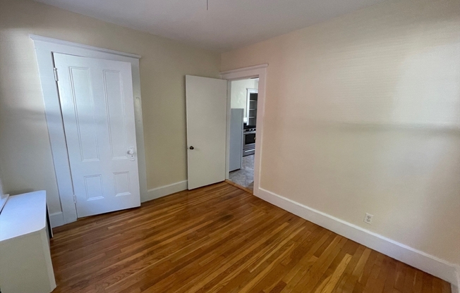 2 beds, 1 bath, 814 sqft, $1,900, Unit 1