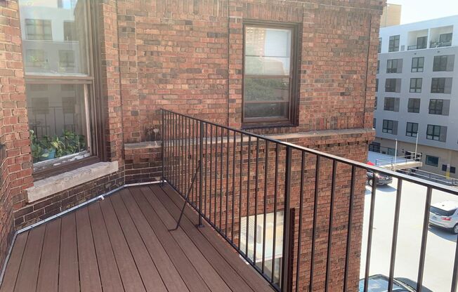 4 beds, 2 baths, $2,395, Unit 9