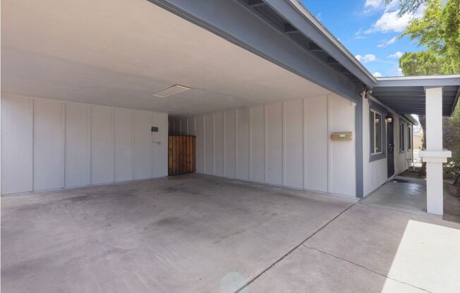 Great 3 bed 2 bath home with a pool!