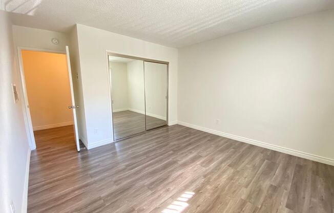 1 bed, 1 bath, 700 sqft, $2,395