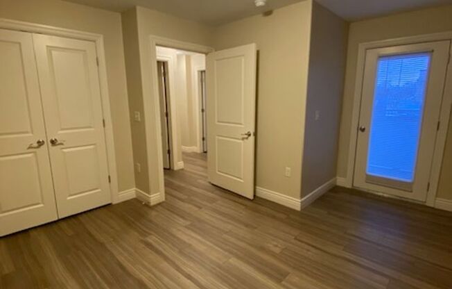 4 beds, 2 baths, 1,005 sqft, $1,450, Unit C303