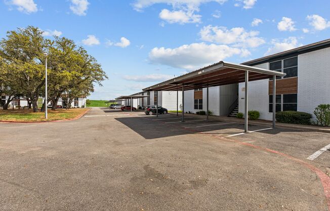 2 beds, 1 bath, $1,375, Unit 129