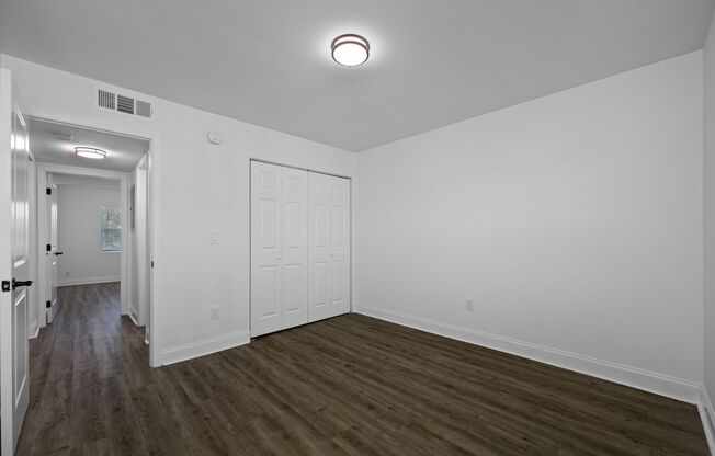 2 beds, 1.5 baths, 850 sqft, $1,695, Unit E109