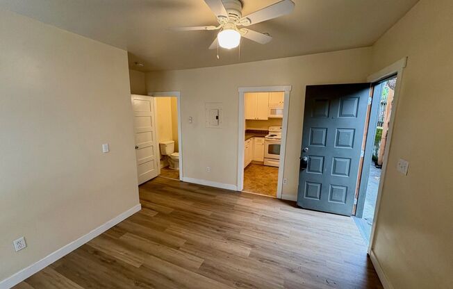 WESTLING RAINIER AVE S