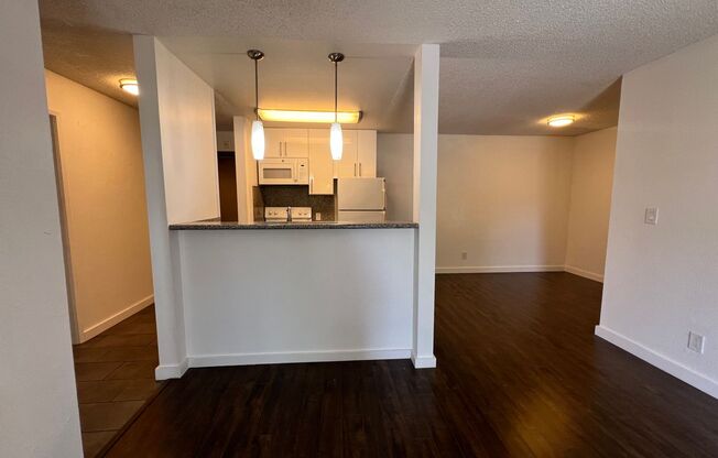 1 bed, 1 bath, 550 sqft, $2,495, Unit 206