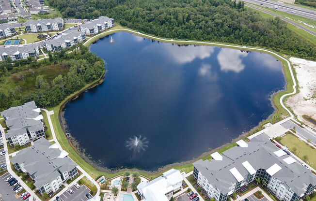 Urbon Nona Apartment Homes Exterior Lake arial view