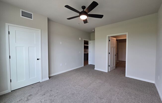 1 bed, 1 bath, 800 sqft, $1,750, Unit 8421-119