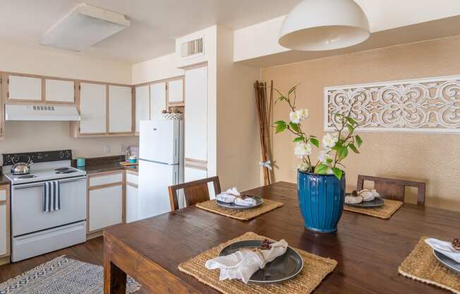 Cantera spacious kitchen with nice dining space
