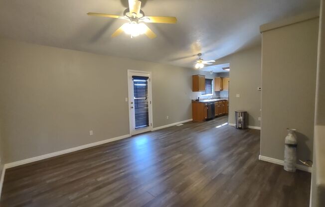 3 beds, 2 baths, $1,795, Unit UNIT # 49 SGW 09