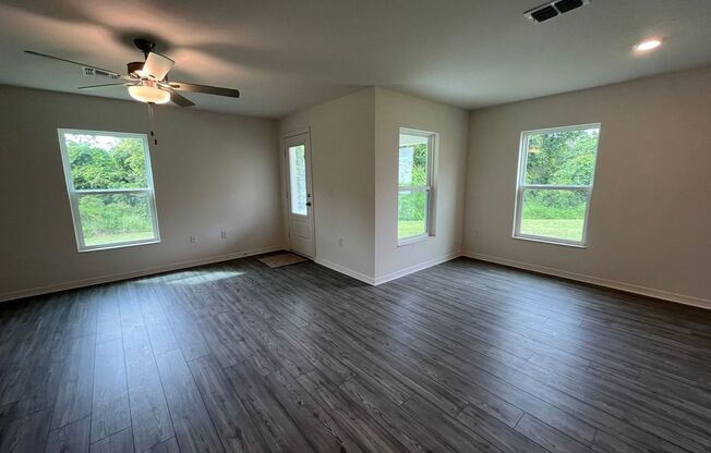 A stunning NEWLY BUILT HOME in Kissimmee, FL Move in Ready!