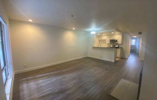 1 bed, 1 bath, 700 sqft, $1,723, Unit 110